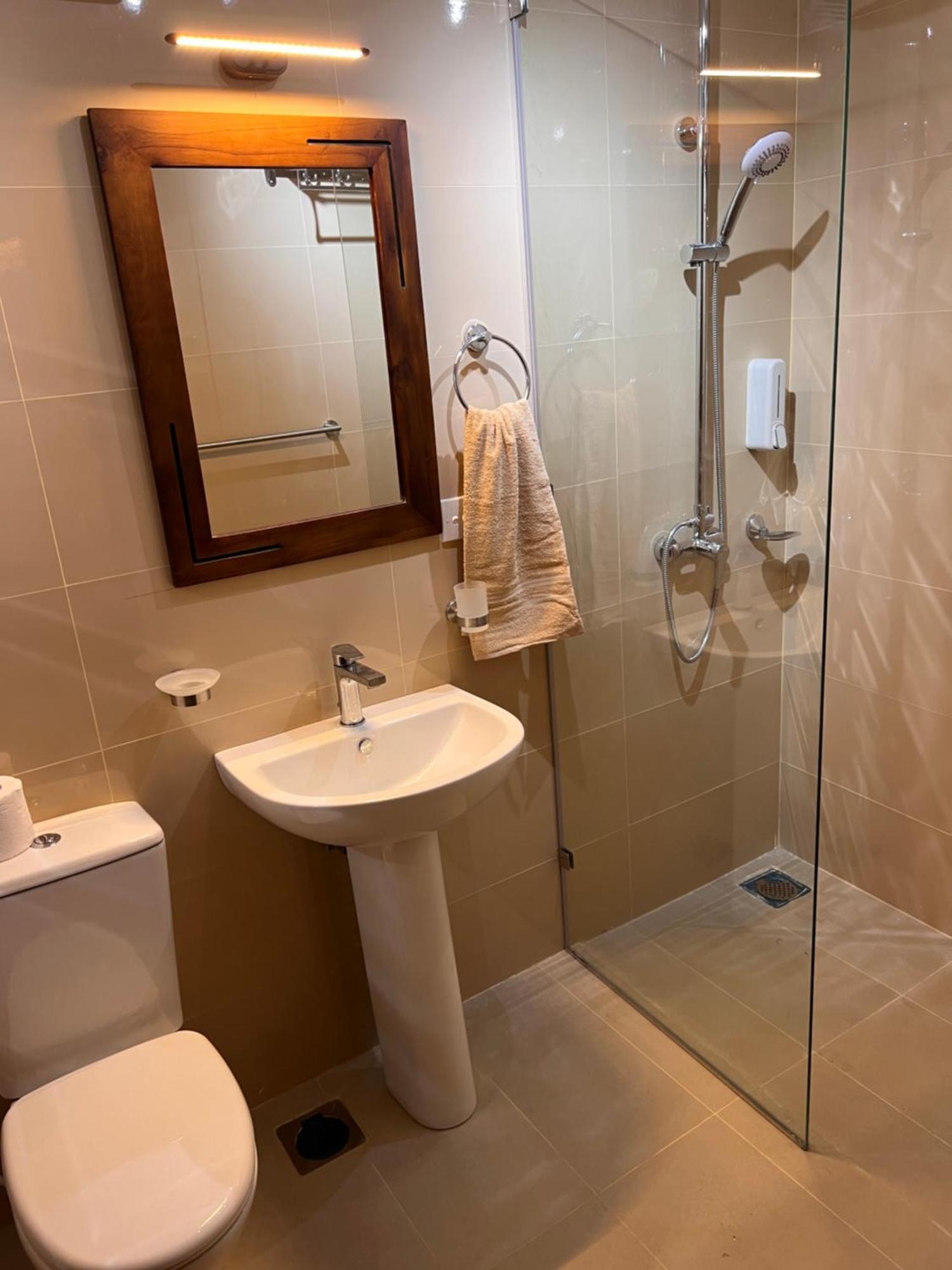 At One - Glamping Hotell Rekawa Exteriör bild
