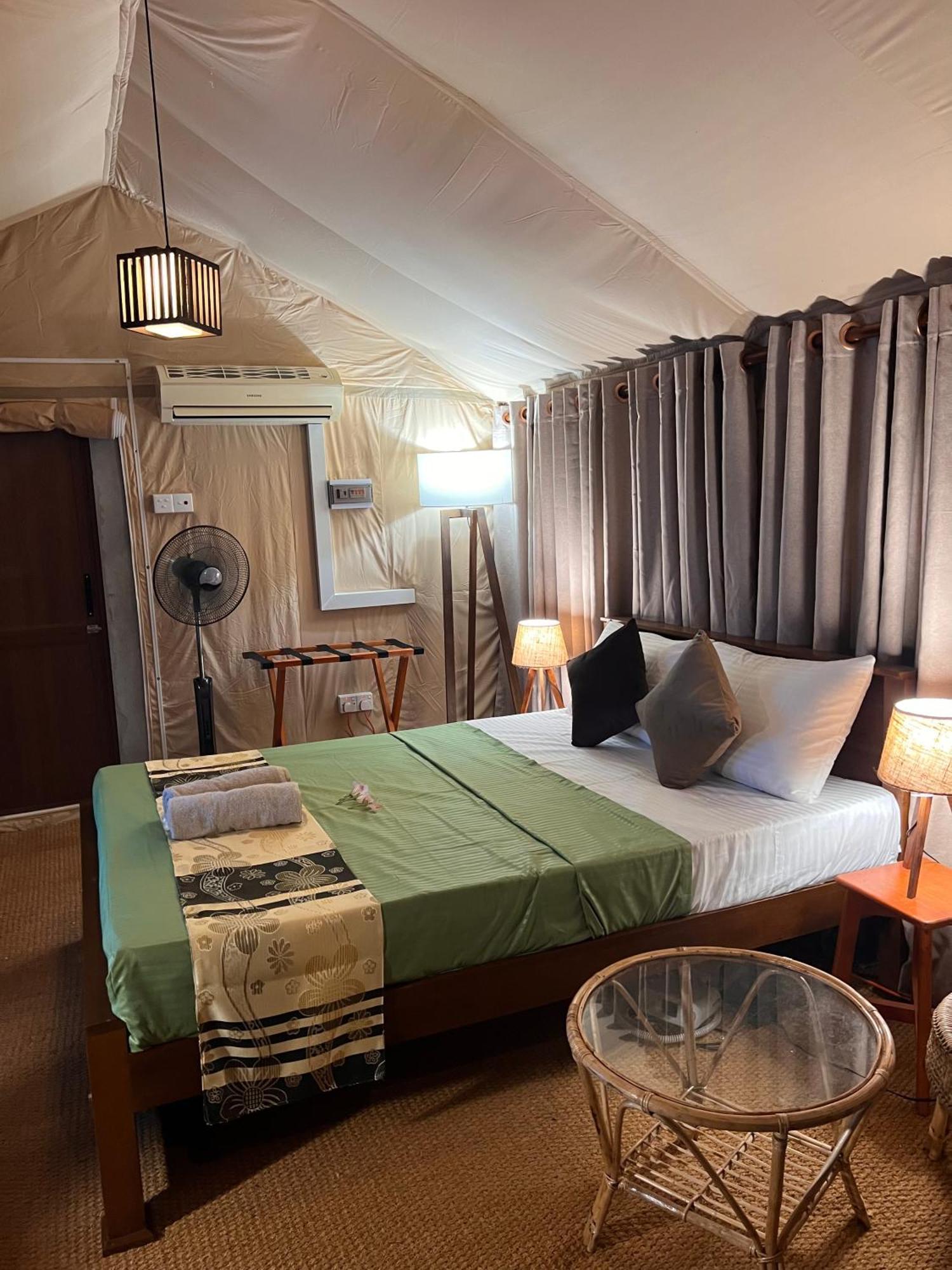 At One - Glamping Hotell Rekawa Exteriör bild